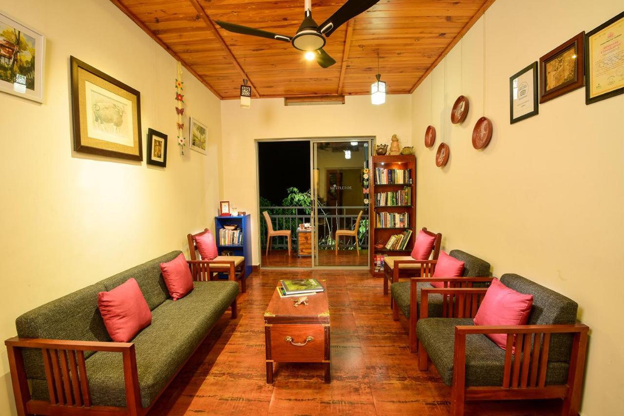 Mistletoe Homestay & Cafe Munnar Extérieur photo